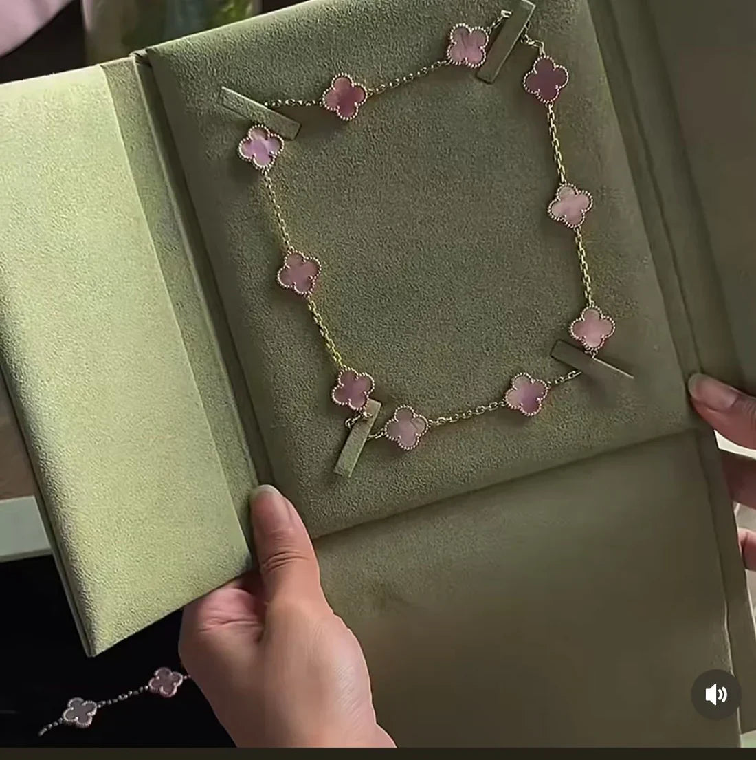 {"product": "Pink Necklace with Ten Clover Designs", "brand": "LUXORA Jewellery"}