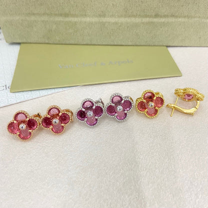 [⭐JeweliWhal]2026 NEW  CLOVER 1 MOTIFPINK ENAMEL STUD EARRINGS WITH DIAMONDS2