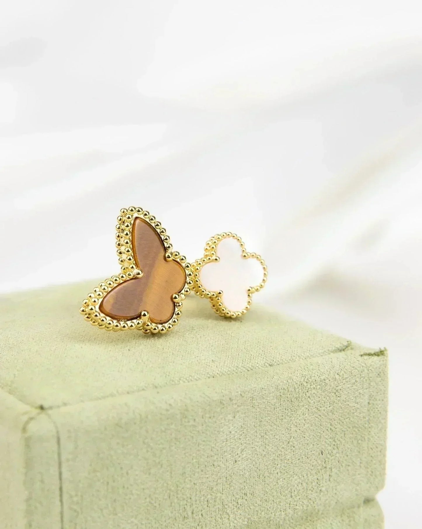 [LUXORA]LUCKY BETWEEN THE FINGER RING