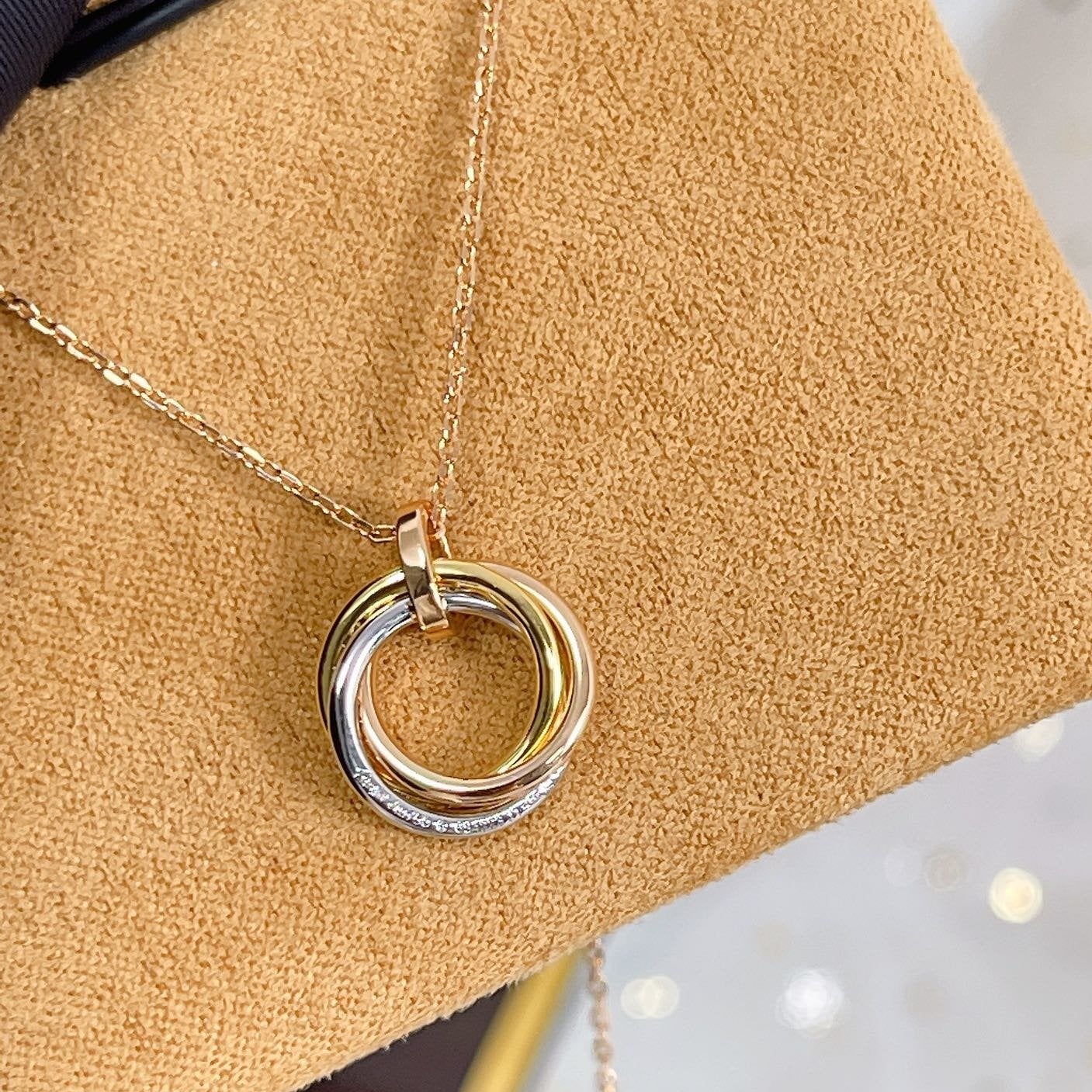 [LUXORA]TRINITY NECKLACE SILVER GOLD PINK GOLD DIAMONDS