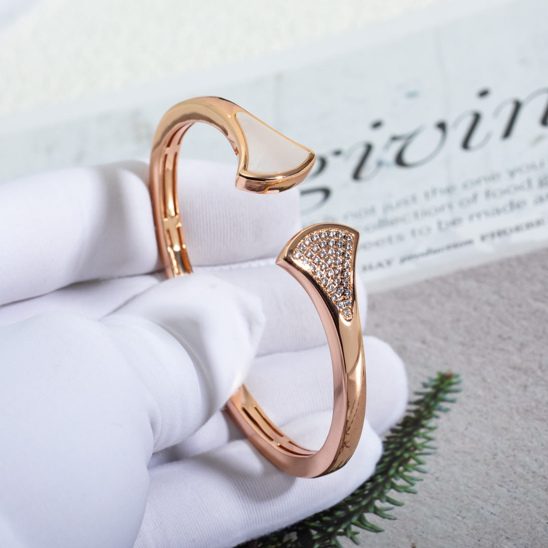 [LUXORA]DREAM BRACELET OPEN PINK GOLD MOP DIAMOND