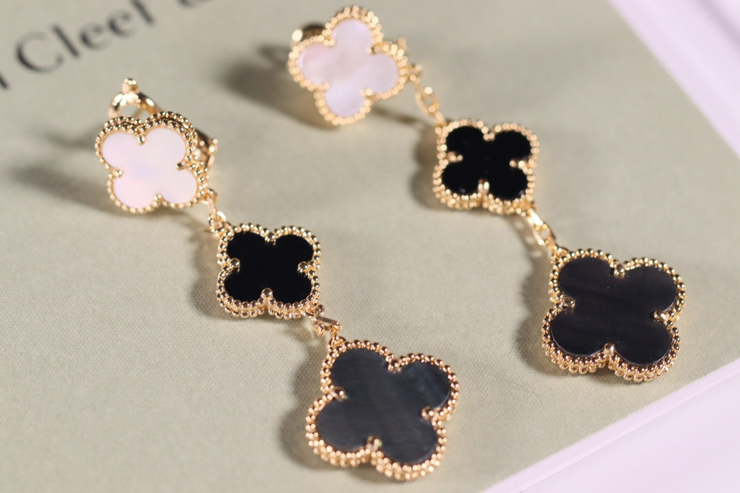 [LUXORA]CLOVER EARRINGS GOLD ONYX MOP 3 MOTIF