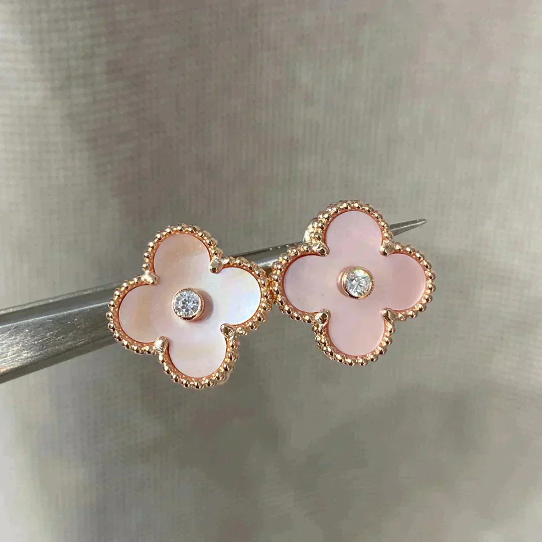 [LUXORA]CLOVER MEDIUM 1 MOTIFS  PINK MOP DIAMOND EARRINGS