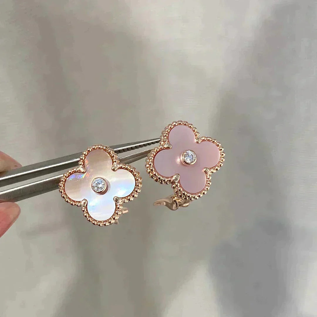 [LUXORA]CLOVER MEDIUM 1 MOTIFS  PINK MOP DIAMOND EARRINGS