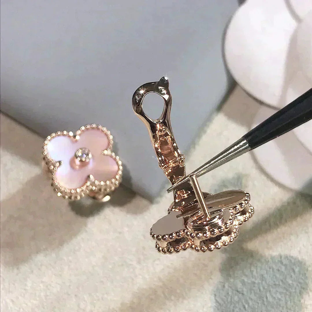 [LUXORA]CLOVER MEDIUM 1 MOTIFS  PINK MOP DIAMOND EARRINGS