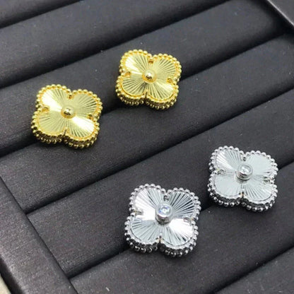 [LUXORA]CLOVER MINI 9.5MM LASER EARRINGS