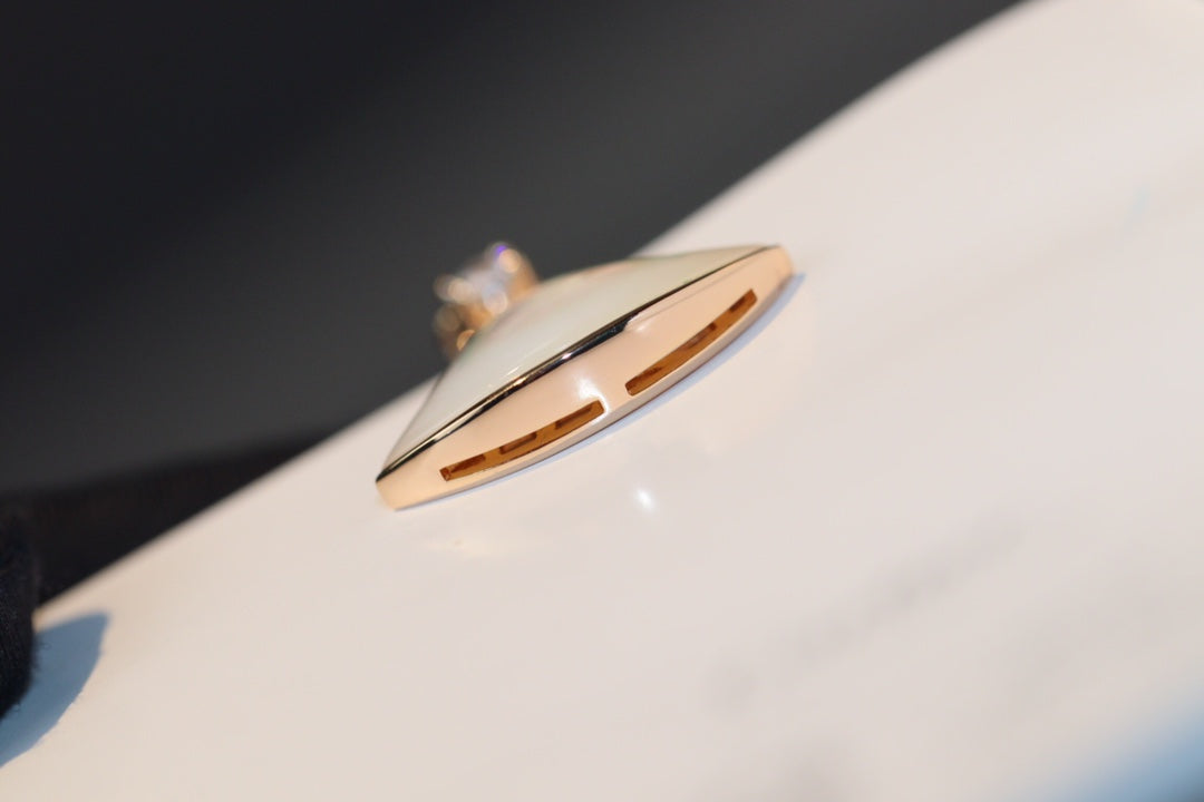 [LUXORA]DREAM NECKLACE WHITE MOP PINK GOLD 1 DIAMOND