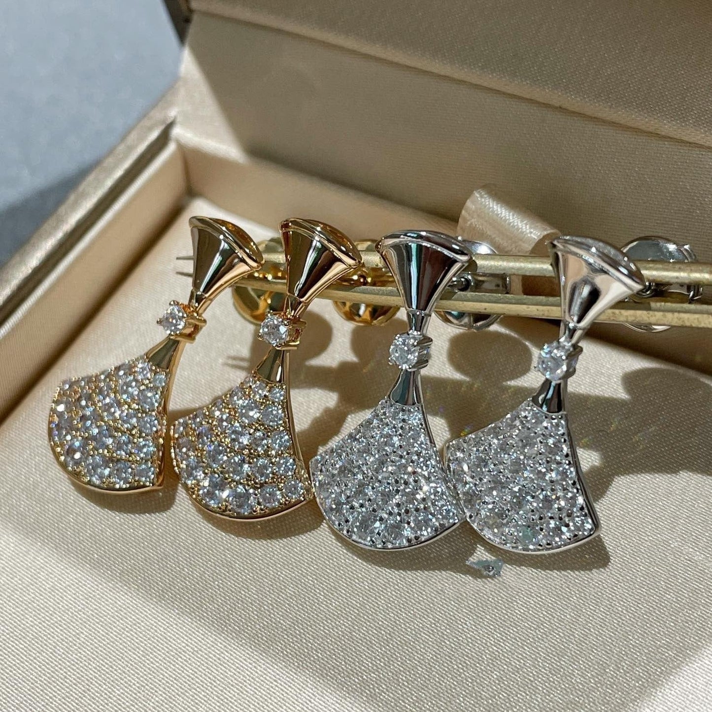 [LUXORA]DREAM EARRINGS DIAMOND