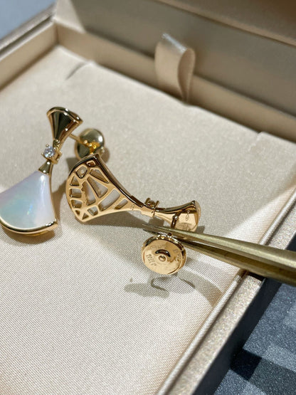 [LUXORA]DREAM MOP 1 DIAMOND EARRINGS
