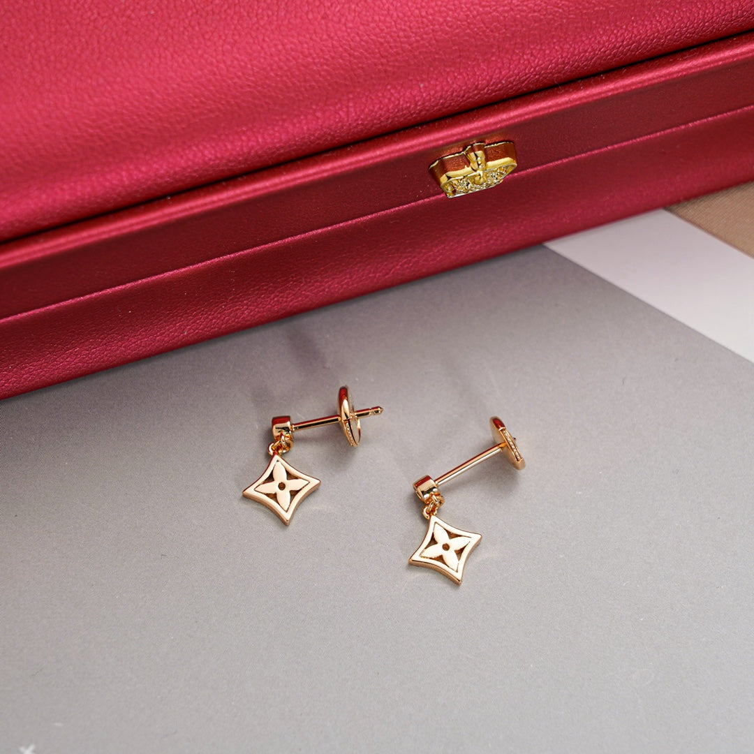 [LUXORA]STAR EARRINGS GOLD