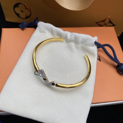 [LUXORA]VOLTE UPSITE DOWN DIAMOND GOLD OPEN BRACELET