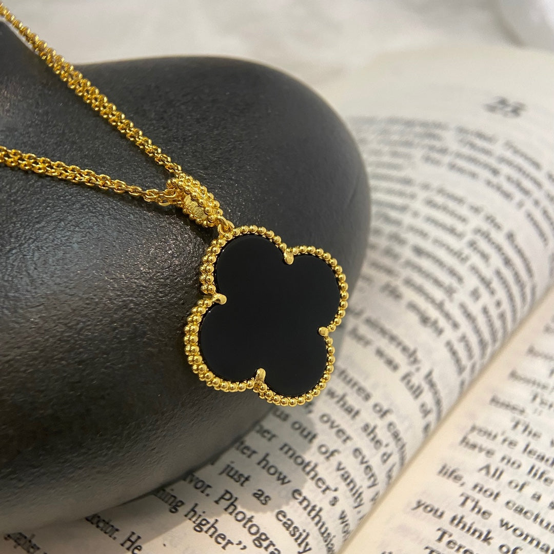 [LUXORA]CLOVER 25MM NECKLACE GOLD ONYX