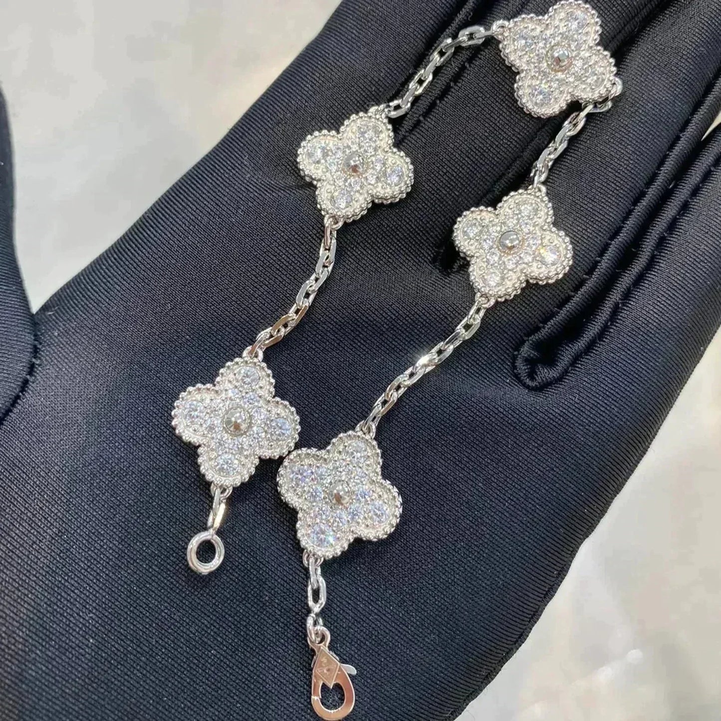 [LUXORA] CLOVER 5 MOTIF FULL DIAMOND BRACELET COLLECTION