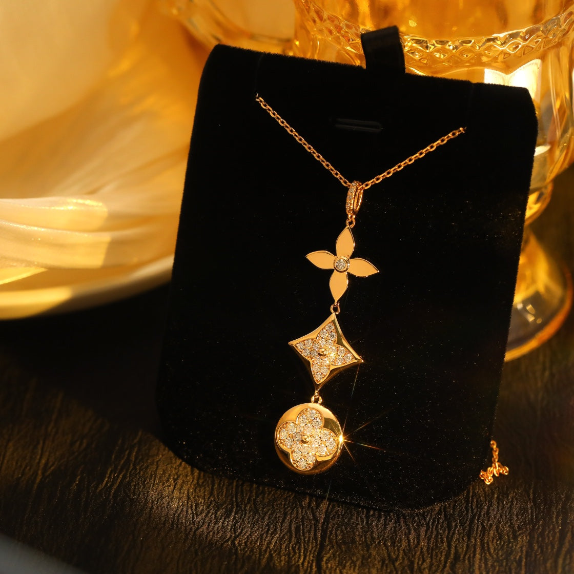 [LUXORA]STAR AND SUN DIAMOND PINK GOLD NECKLACE