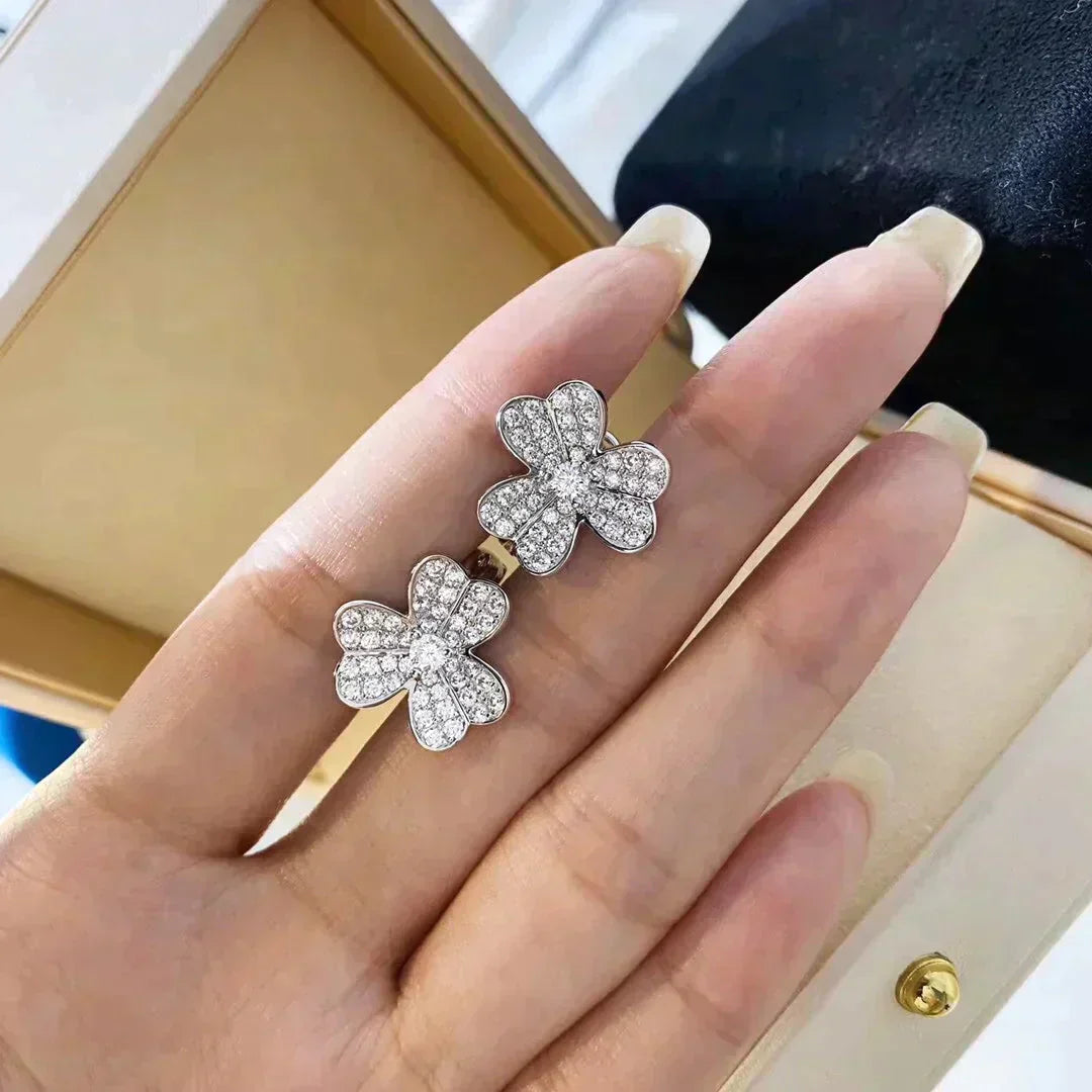 [LUXORA]CLOVER COMOS DIAMOND EARRINGS SILVER