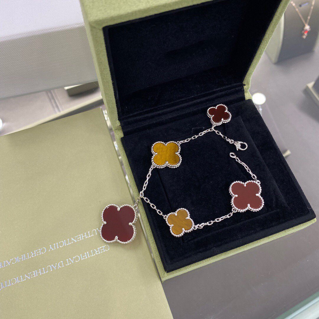 [LUXORA]CLOVER 5 MOTIFS SIVLER CARNELIAN TIGER EYE BRACELET