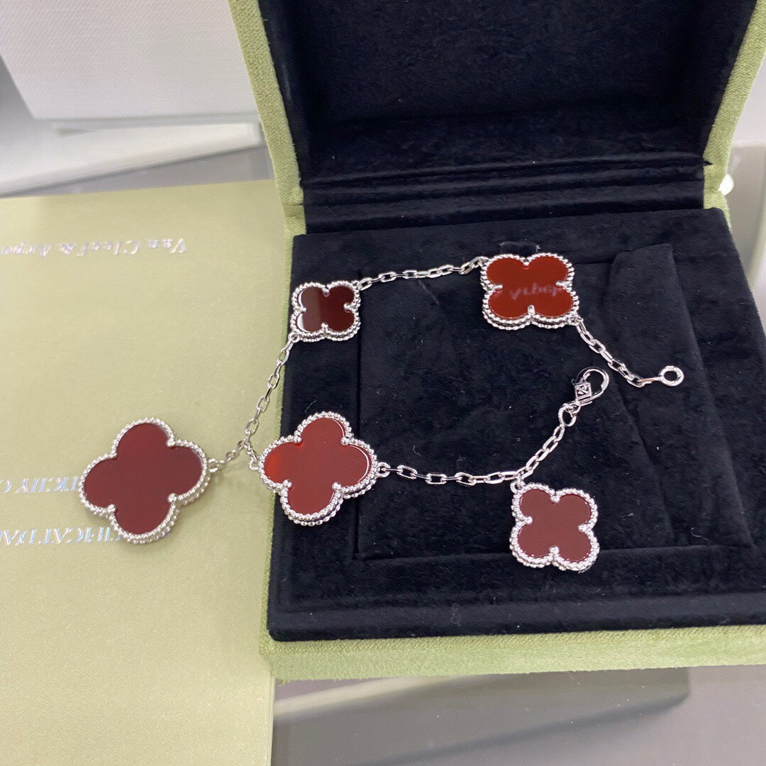 [LUXORA]CLOVER 5 MOTIFS SIVLER CARNELIAN BRACELET