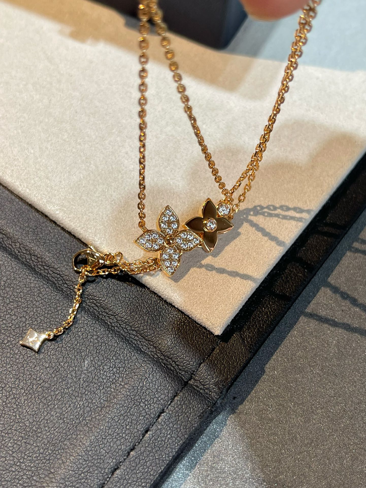 [LUXORA]STAR BLOSSOM NECKLACE PINK GOLD DIAMONDS