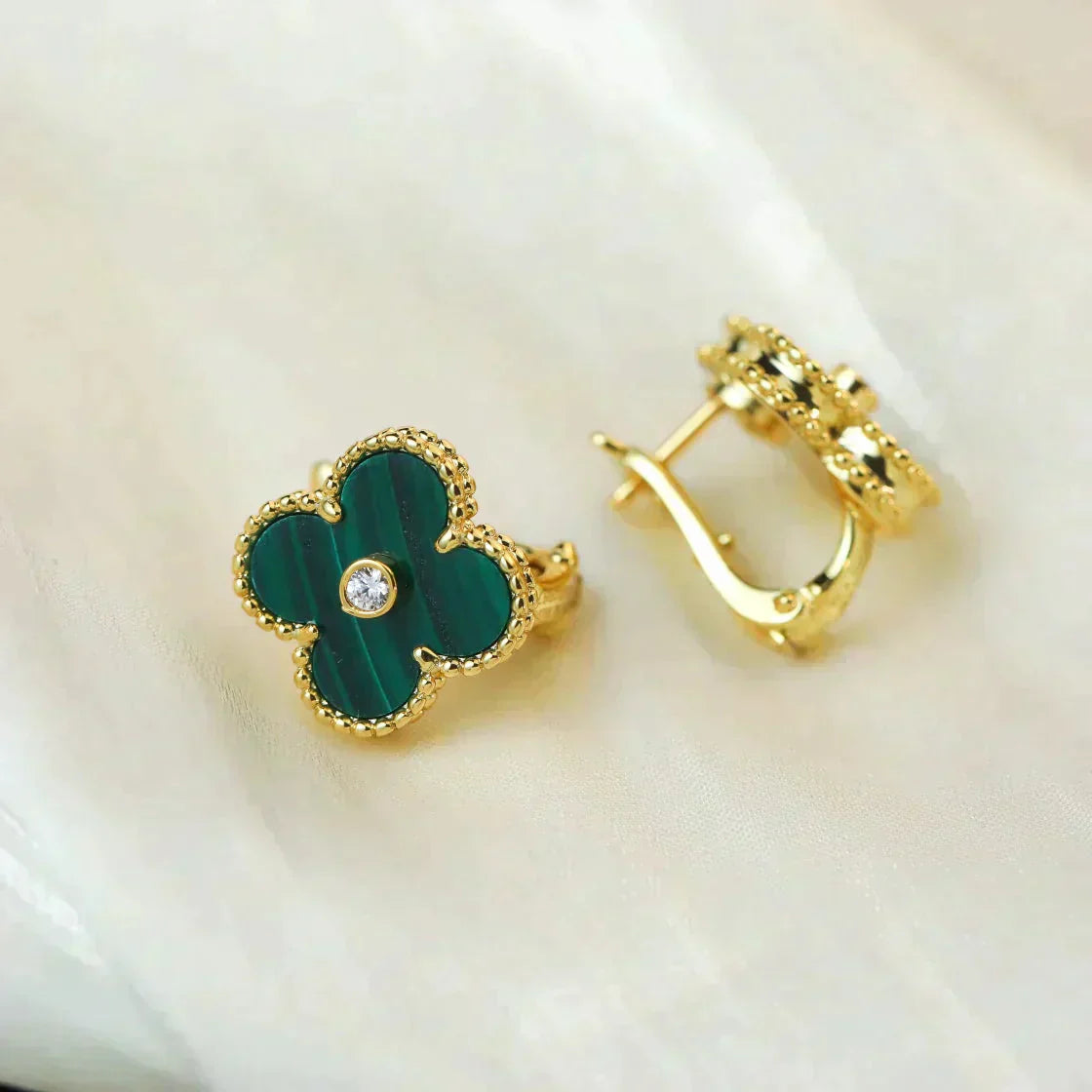 [LUXORA]CLOVER MEDIUM 1 MOTIFS MALACHITE DIAMOND EARRINGS