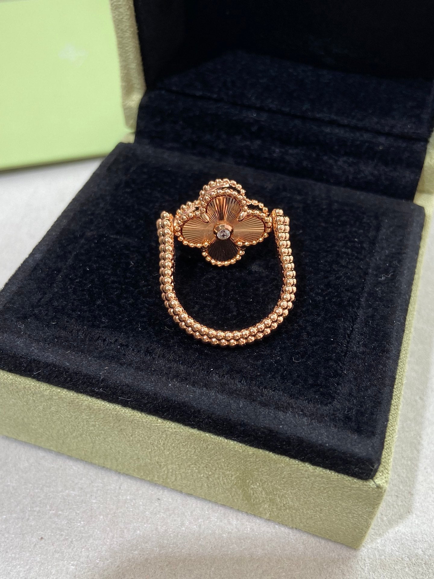 [LUXORA]CLOVER RIVERSIBLE ROSE GOLD RING