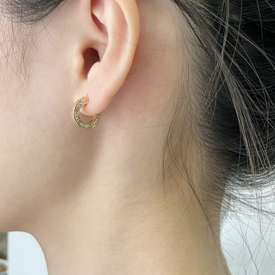 [LUXORA]LOVE DIAMOND EARRINGS