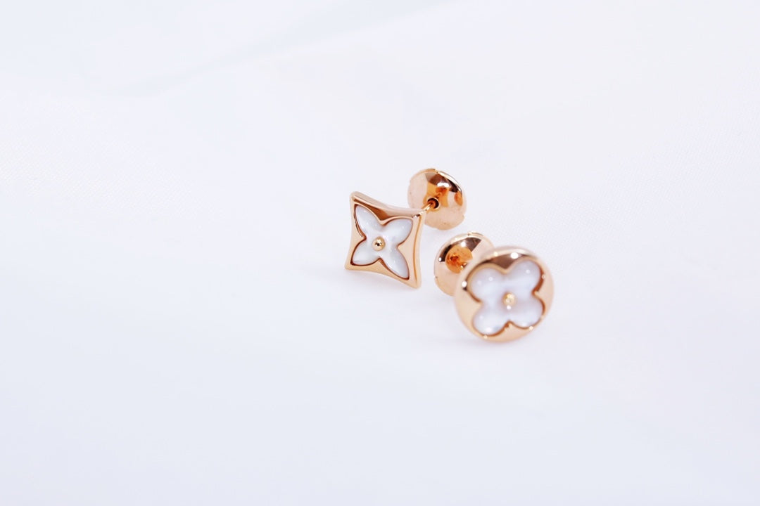 [LUXORA]STAR AND SUN PINK GOLD MOP STUD EARRINGS
