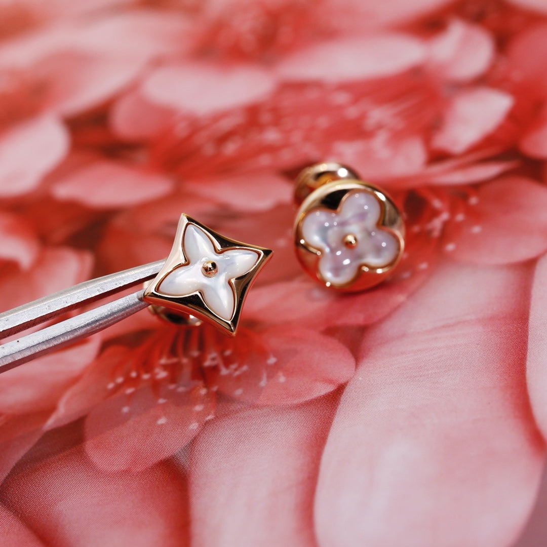 [LUXORA]STAR AND SUN PINK GOLD MOP STUD EARRINGS