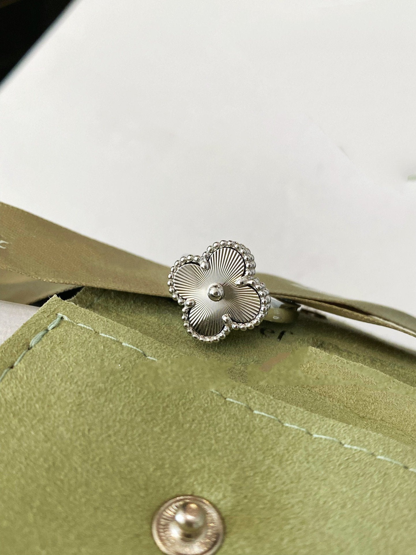 [LUXORA]CLOVER SILVER RING