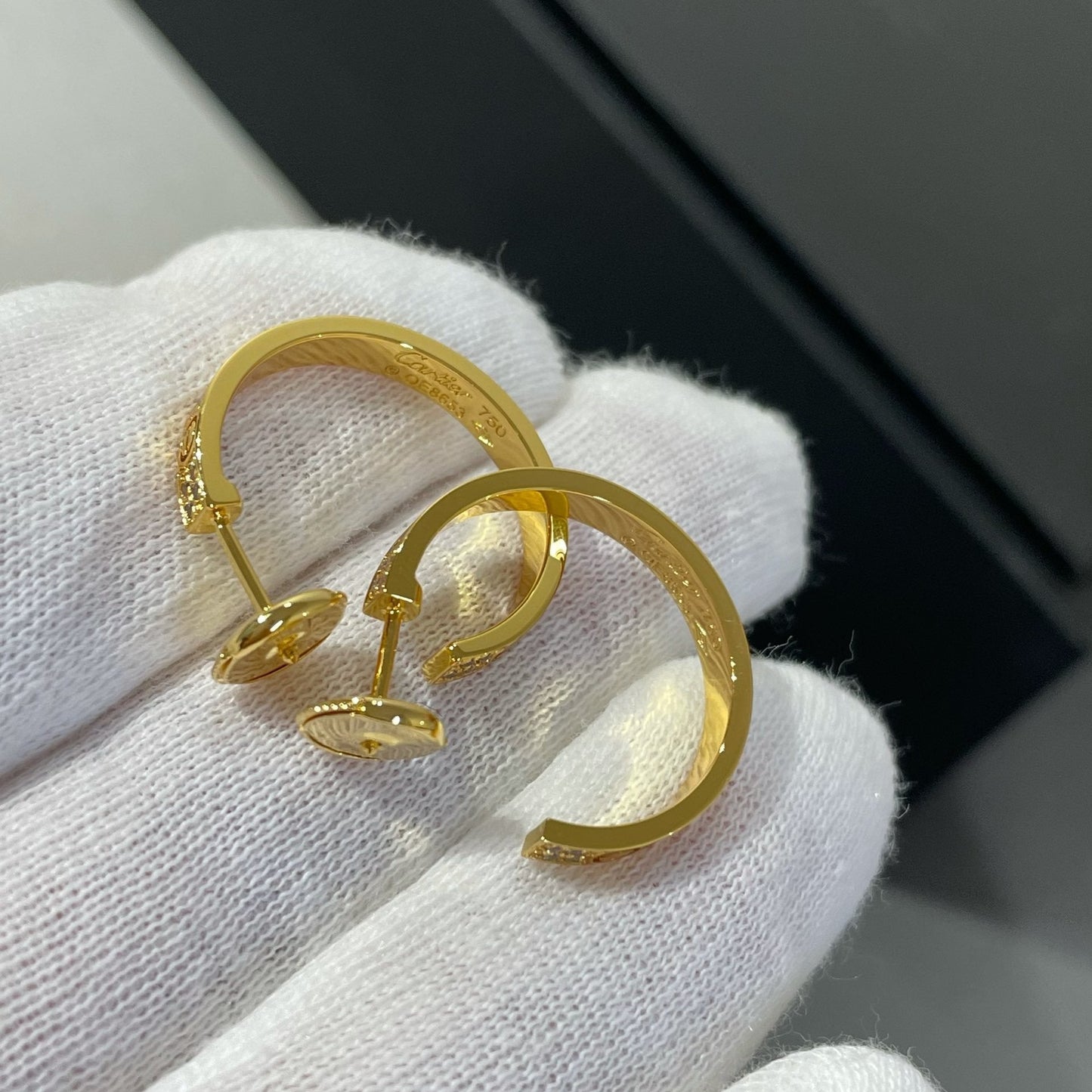 [LUXORA]LOVE DIAMOND GOLD HOOP EARRINGS
