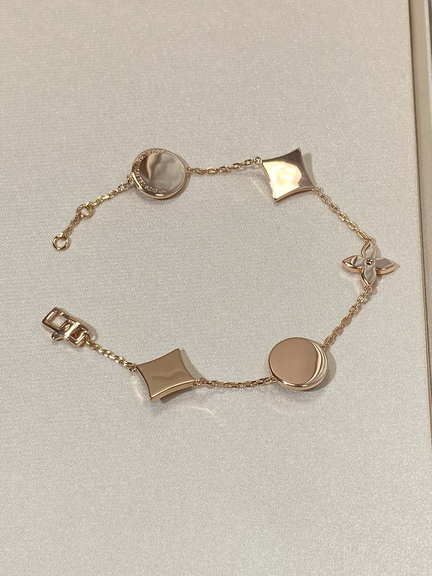 [LUXORA]STAR AND SUN 5 MOTIF MOP PINK GOLD BRACELET