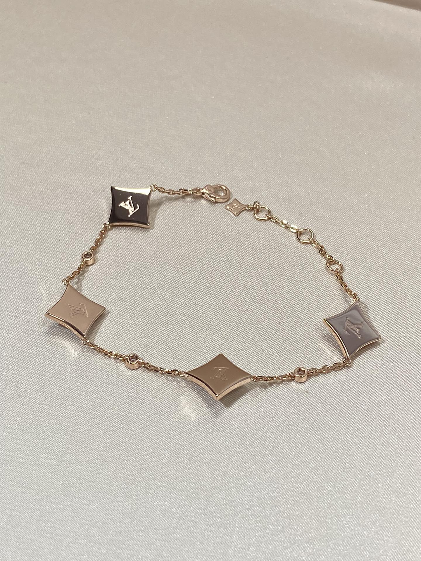 [LUXORA]STAR 4 MOTIF MOP DIAMOND PINK GOLD BRACELET