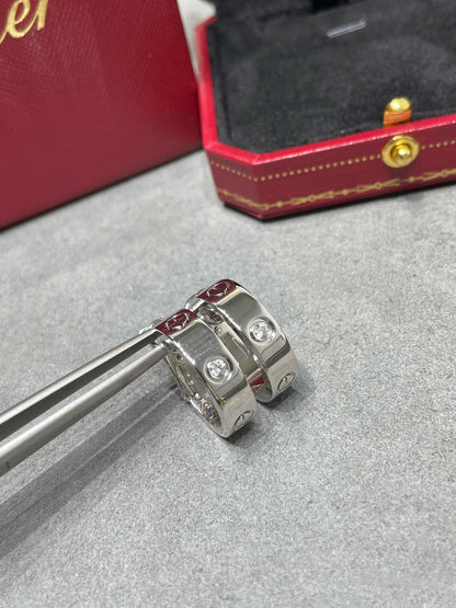 [LUXORA]LOVE 5.5MM 1 DIAMOND EARRINGS