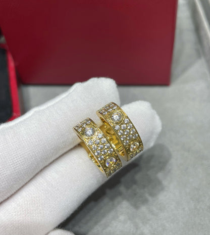 [LUXORA]LOVE 5.5MM DIAMOND PAVED EARRINGS
