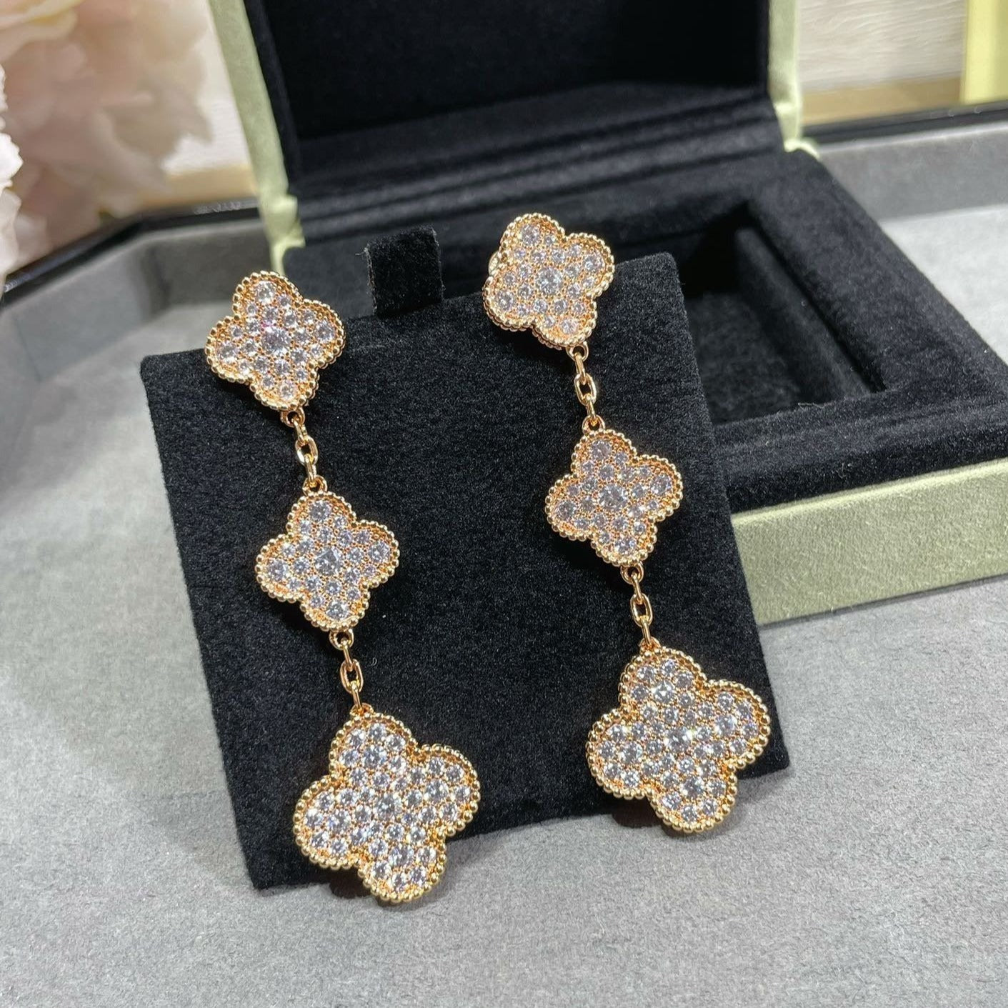 [LUXORA]CLOVER 3 MOTIFS DIAMOND PAVED ROSE GOLD EARRINGS