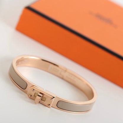 [LUXORA]HM KELLY GREY BRACELET