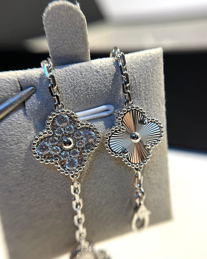 [LUXORA] CLOVER 5 MOTIF LASER BRACELET COLLECTION