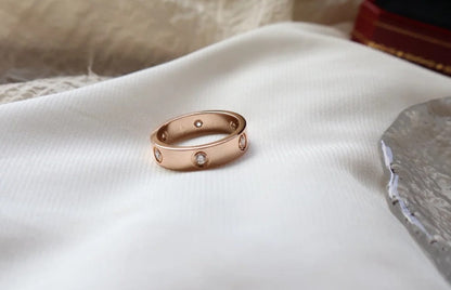 [LUXORA]LOVE RING 5.5MM 6 DIAMONDS PINK GOLD