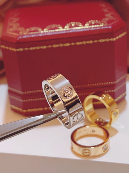 [LUXORA]Three-Diamond Ring