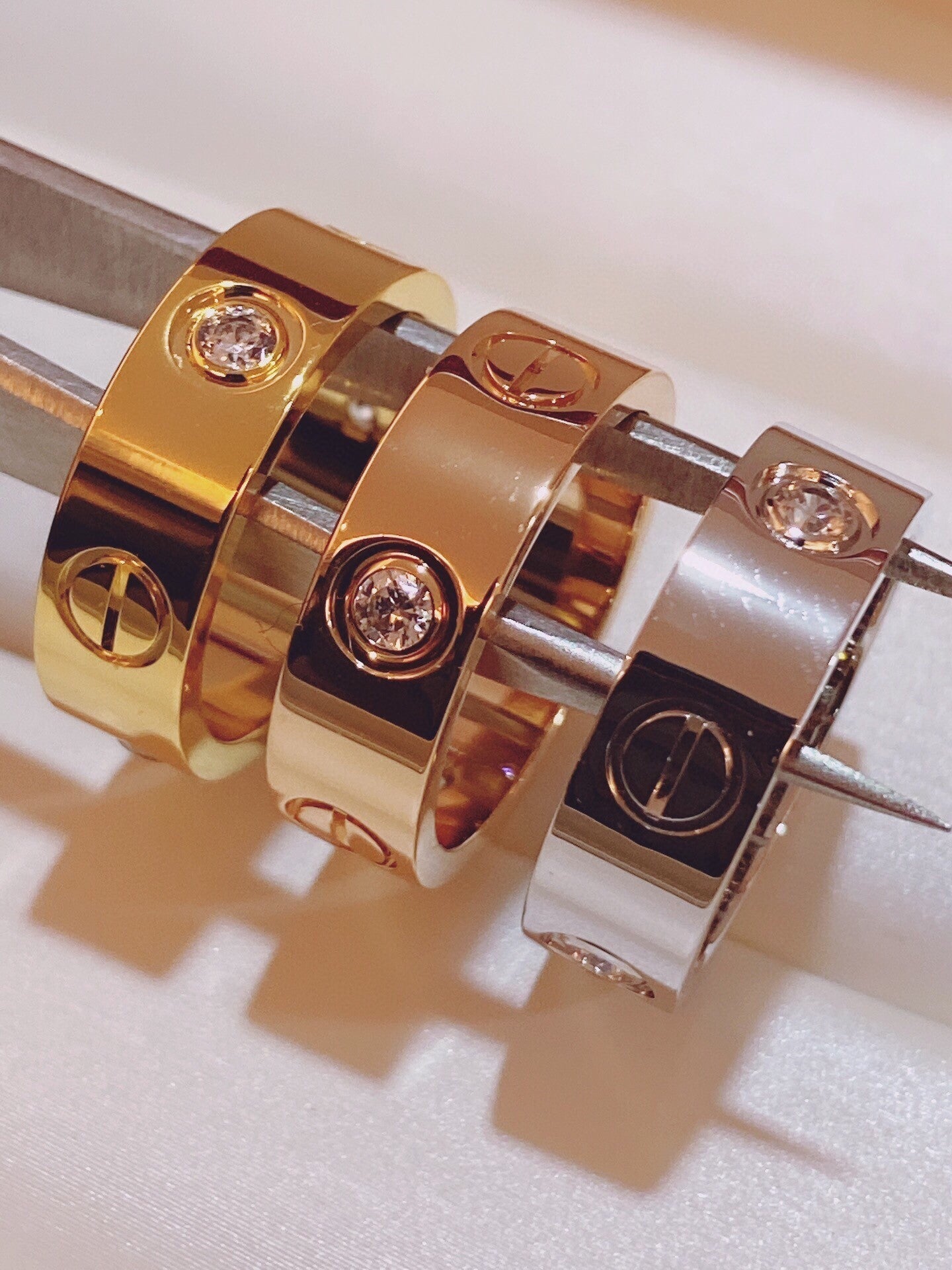 [LUXORA]Three-Diamond Ring