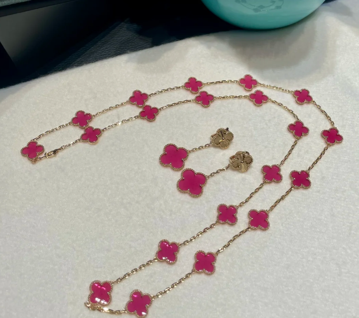 [⭐JeweliWhal]26 NEW PINK BUBBLE ENAMEL SET