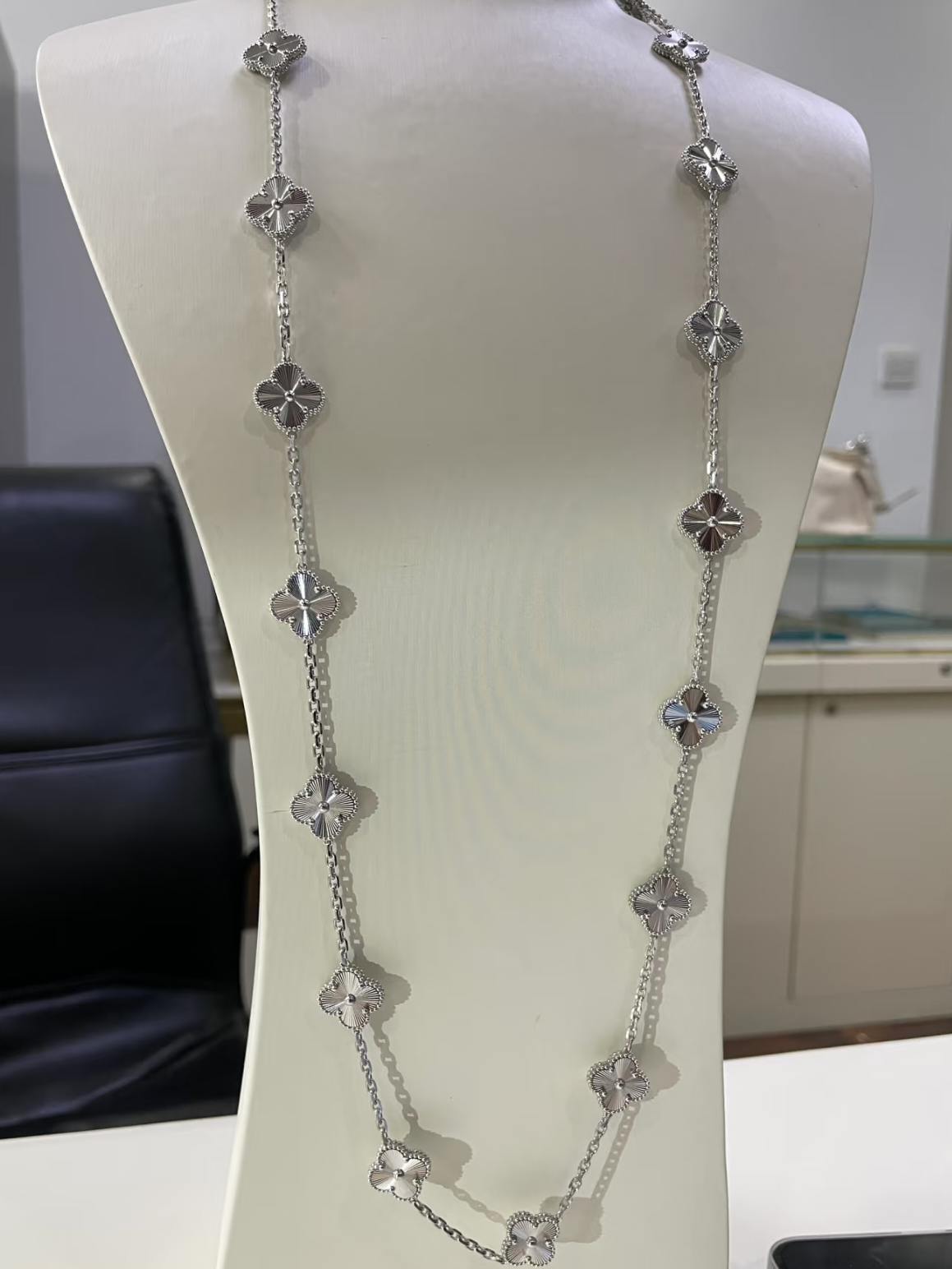 [LUXORA]CLOVER 20 MOTIFS SILVER LASER