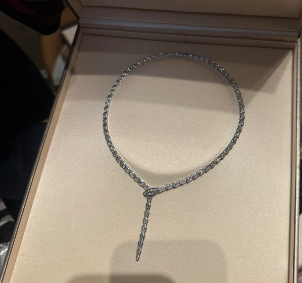 [LUXORA]NEW！SERPENT DIAMOND NECKLACE