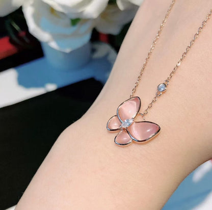 [LUXORA]BUTTERFLY PINK MOTHER-OF-PEARL DIAMOND NECKLACE