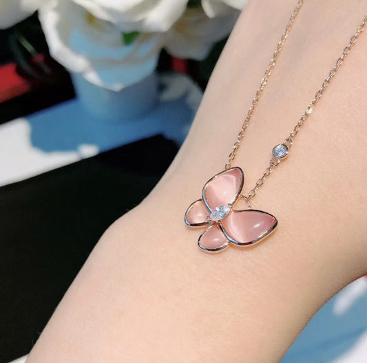 [LUXORA]BUTTERFLY PINK MOTHER-OF-PEARL DIAMOND NECKLACE