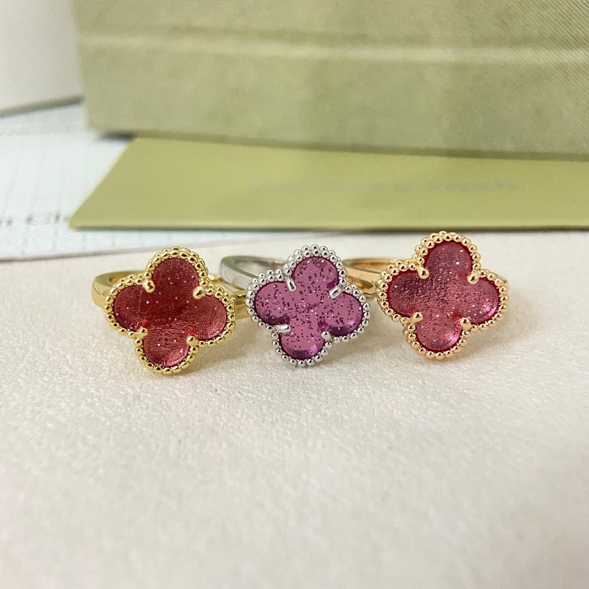 [⭐JeweliWhal]NEW ROSE QUARTZ FOUR-LEAF CLOVER RING