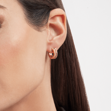 [LUXORA]ZERO 1 ROCK GOLD EARRINGS WITH STUDDED SPIRAL AND PAVED DIAMONDS