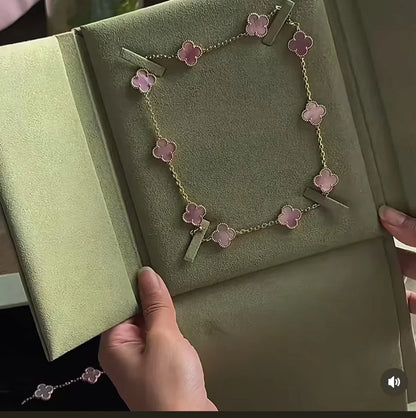 [LUXORA Jewellery] Pink Necklace with Ten Clover Designs