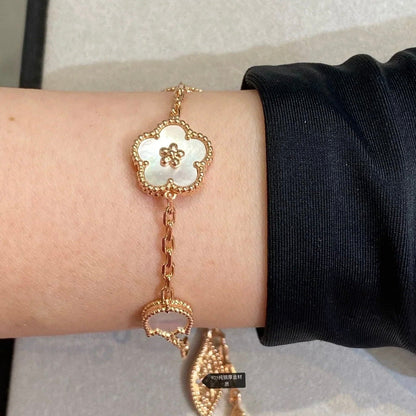 [LUXORA]LUCKY SPRING 5 MOTIF BRACELET
