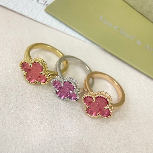 [⭐JeweliWhal]NEW ROSE QUARTZ FOUR-LEAF CLOVER RING