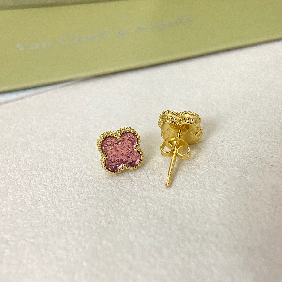 [⭐JeweliWhal]2026 NEW MINI CLOVER 1 MOTIF  BUBBLE PINK ENAMEL